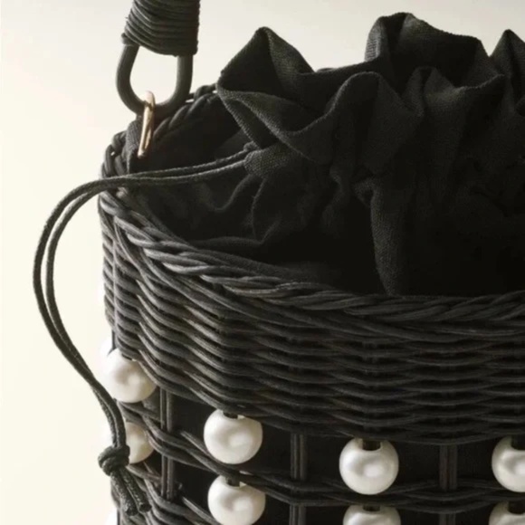 Kate Spade Target Pearl Embellished Black Woven Basket Bucket Bag Purse NWT - Picture 2 of 9